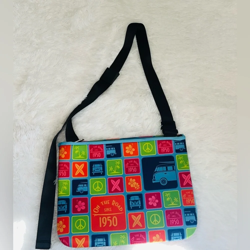 VW Collection shoulder bag